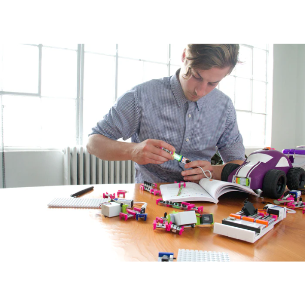 리틀비츠 메이커스페이스 발명 벽 thumbnail 3